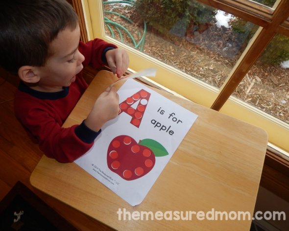 Check out this giant set of letter A activities for preschool! Printable books, activity sheets, book lists, craft ideas, and more!