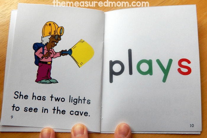 Is the s ending tripping up your new reader? Print these free printable phonics books for practice reading words that end with "s" and "es."