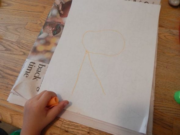 Look at all these fun Letter R activities for preschoolers!