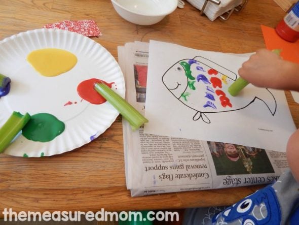 Look at all these fun Letter R activities for preschoolers!