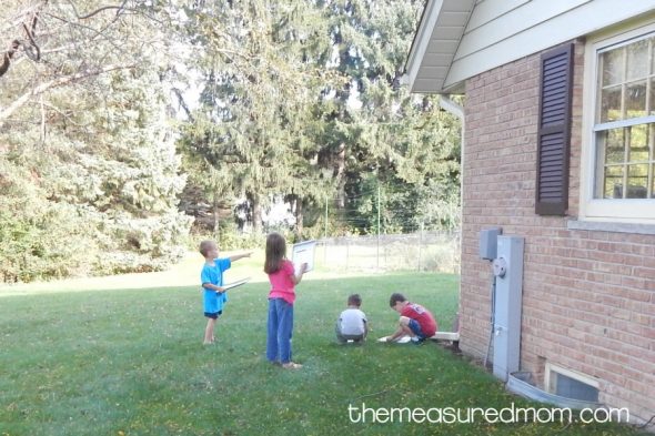 Free nature walk scavenger hunt!