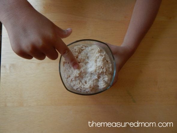 Check out this fun collection of letter Y activities! You'll find ideas for hands-on learning, plus links to free printables!