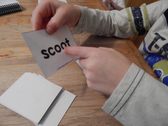 This free card game is a great oo words activity!