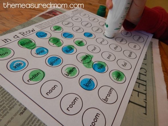 These free games are a great oo words activity! My preschooler loves to see who gets four in a row first.
