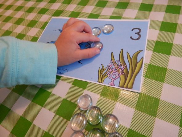 Can toddlers really learn the alphabet? Yes, when you make it simple and fun! Check out our letter F activities for 2 year olds.